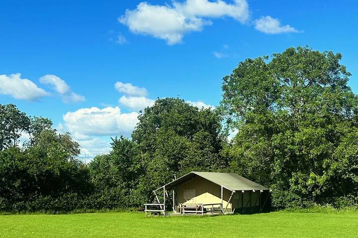 Glamping for 6 people, with pets in Worcestershire