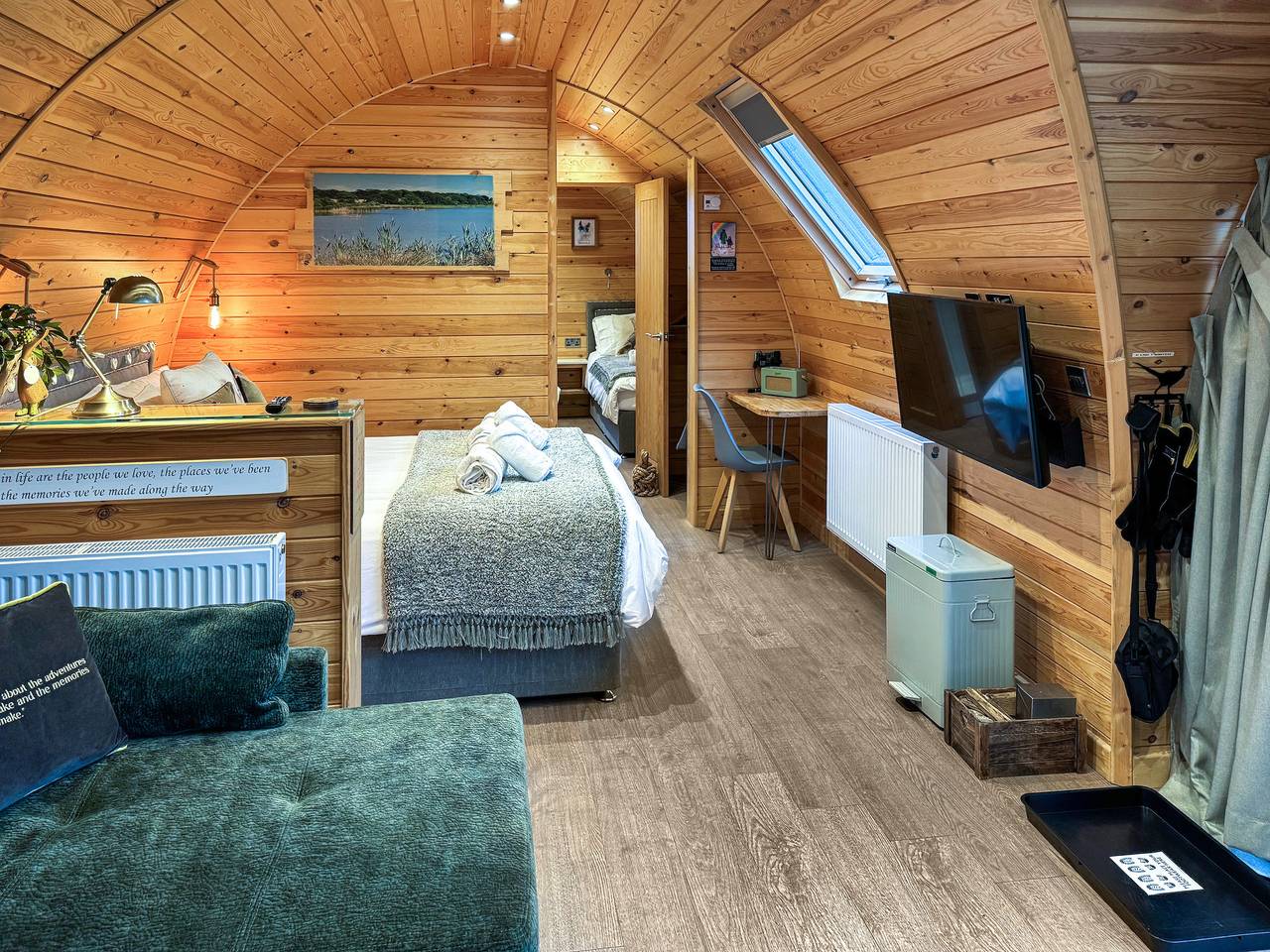 Lakeview Lodge- Uk40692 in Crowhurst, East Sussex