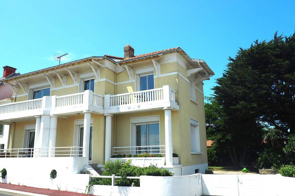 Ravissante villa Face Mer  -  Vue Exceptionnelle  - Plage En Contrebas in Saint-Hilaire-de-Riez, Vallée de la Loire