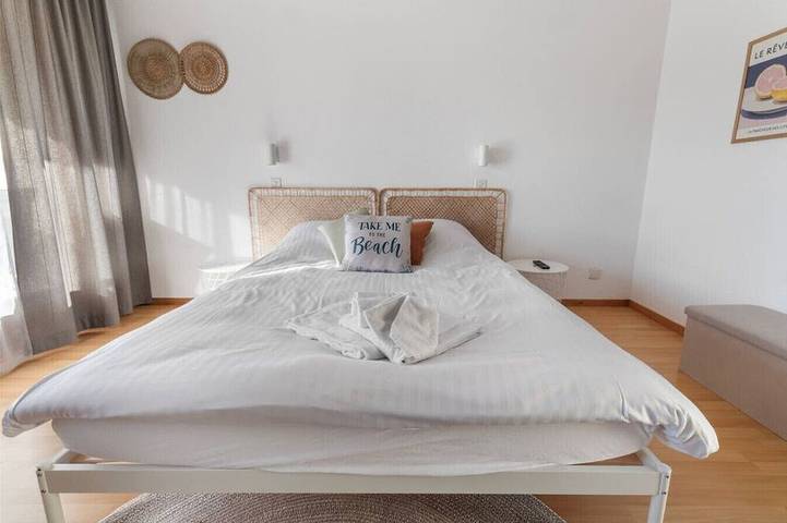 Ganze Wohnung, Studio élégant, calme et proche du lac in Delley-Portalban, Murtensee & Estavayer-le-Lac Region