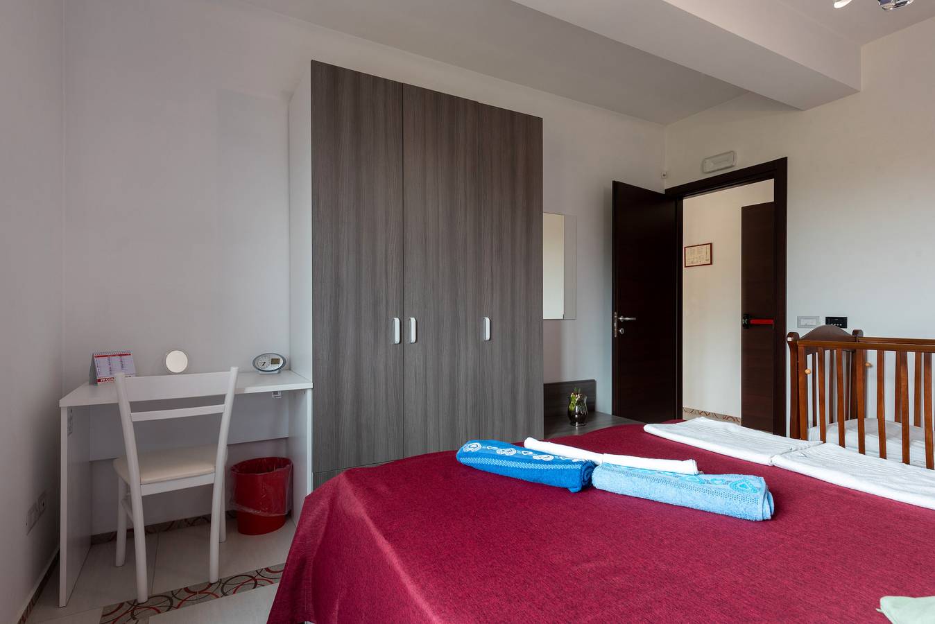 Entire apartment, Apartment 'Luna Rossa' with Mountain View, Wi-Fi and Air Conditioning in Tusa, Messina Province