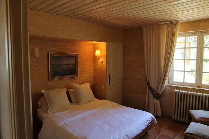Location de vacances pour 8 personnes, avec piscine et jardin à Cavanac - 2