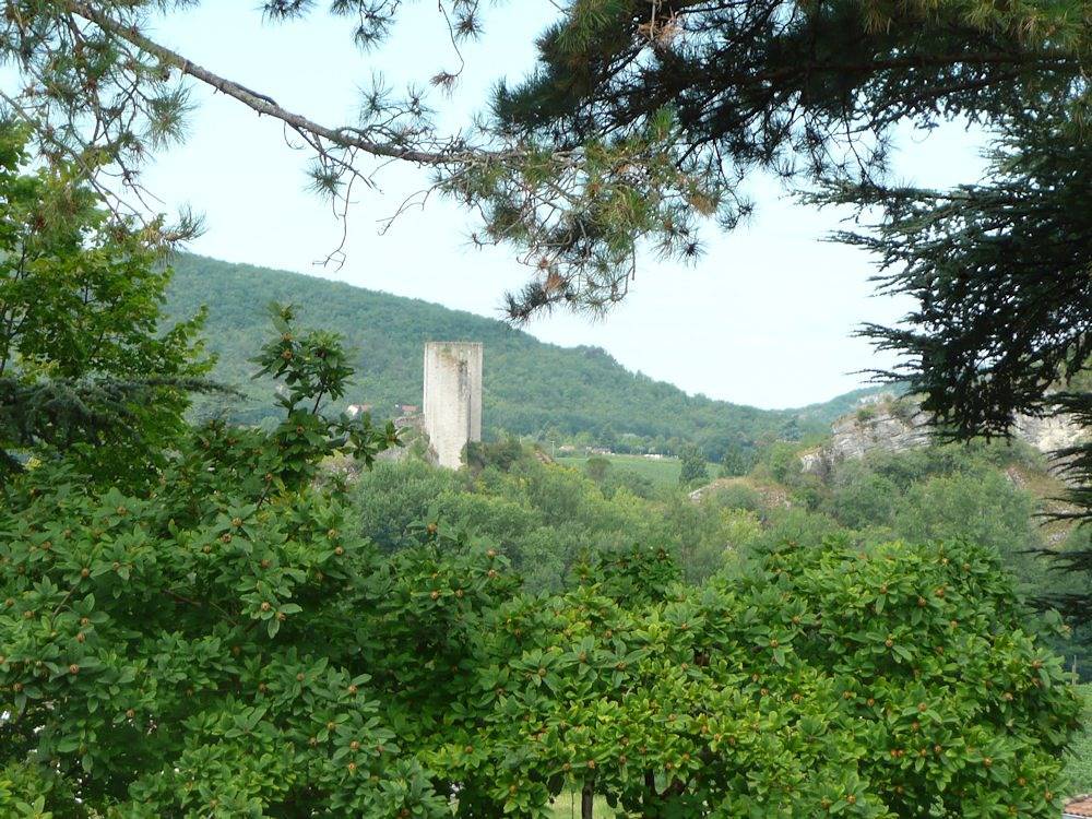 L'Orée du Bois - Chambre rose in Luzech, Quercy