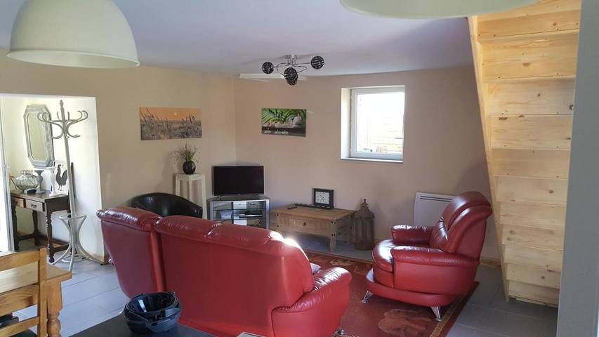 Location de vacances pour 5 personnes, avec jardin et vue à Aucey-la-Plaine - 4