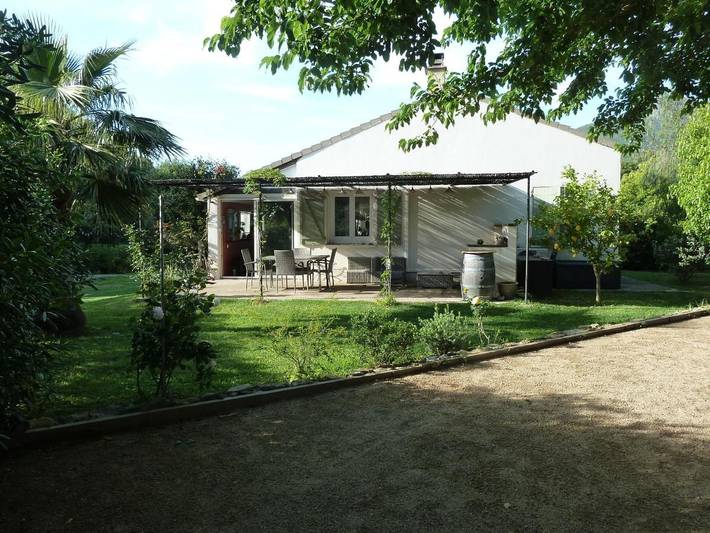 Villa für 5 Personen, mit Pool und Garten sowie Ausblick - 1