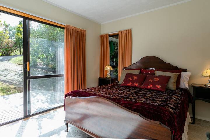 Holiday home for 5 people, with garden in Auckland