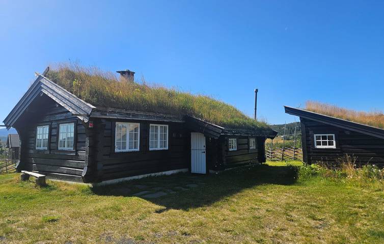 Feriehus for 5 personer, med terrasse og hage i Oppland