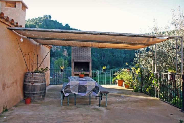 Casa rural para 5 personas, con vistas además de piscina y jardín, Se admiten mascotas en Provincia de Tarragona - 4
