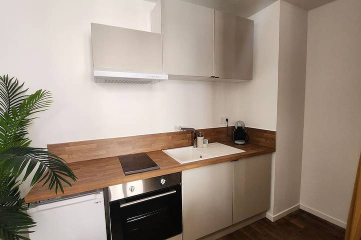Ganze Wohnung, One-bedroom apartment ✦ private spa · Autun · check-in 24 hours a day in Autun, Autun und Umgebung