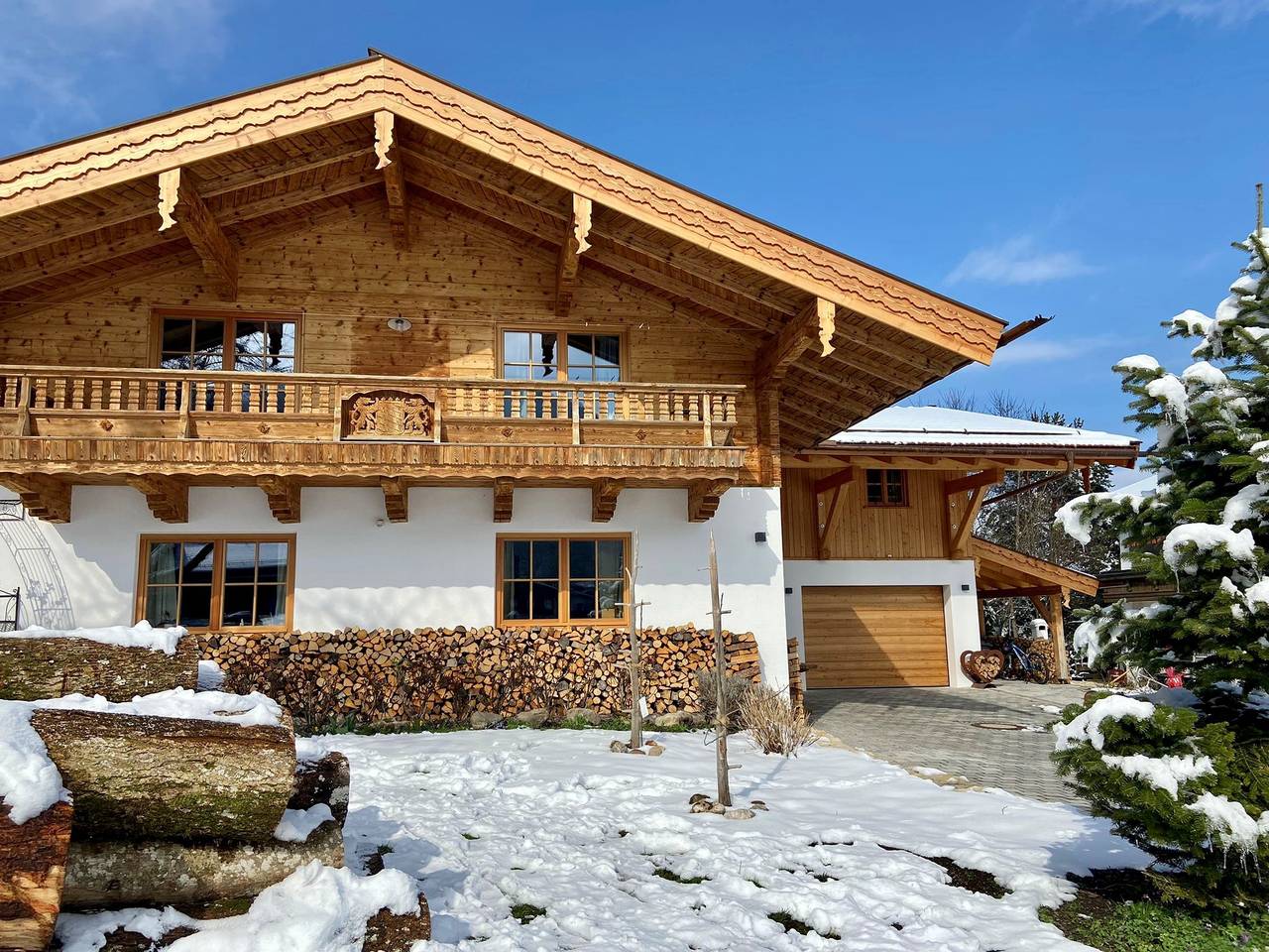 Ganze Ferienwohnung, Chalet Hochgern - Chalet Hochgern 65 m², für 2-3 Personen, Bergblick, Wlan, Balkon in Staudach-Egerndach, Chiemsee