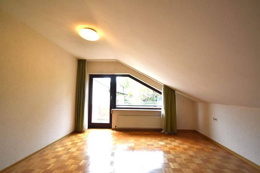 Ganze Wohnung, Gemütliche Wohnung im Eg in Hohenhaslach, Sachsenheim