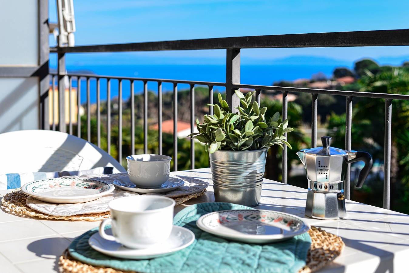 Entire apartment, Apartment 'Mono Le Lecce 25 B' with Shared Pool and Private Terrace in Capoliveri, Elba