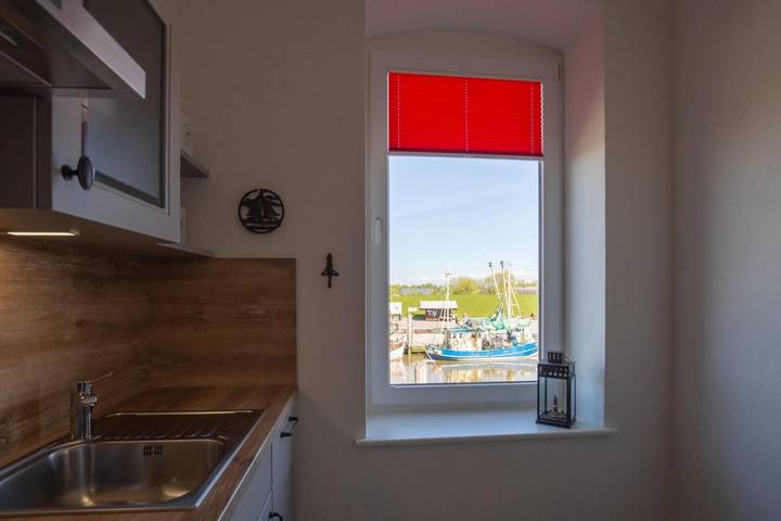 Ferienwohnung für 2 Personen, mit Seeblick und Balkon - 1