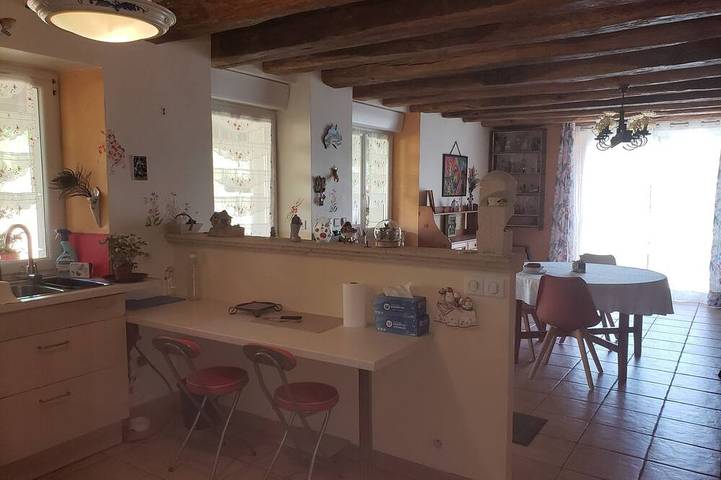 Location de vacances pour 4 personnes, avec terrasse et jardin à Restigné