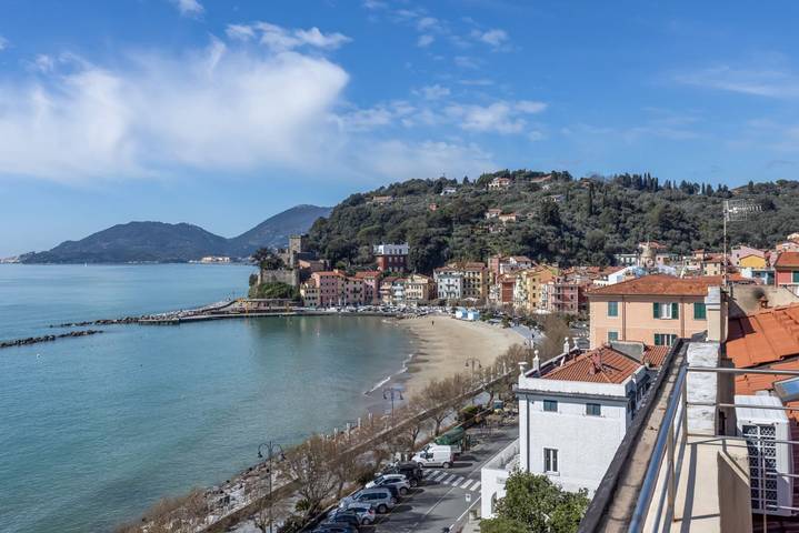 Appartamento per 4 persone, con balcone/terrazza in San Terenzo