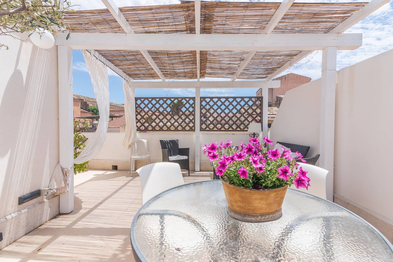 Maison de vacances 'Casa Neathon' avec Wi-Fi, terrasse et balcon in Noto, Région de Noto