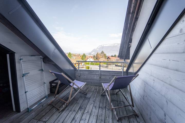 Apartamento entero, Apartamento de vacaciones para 8 personas con terraza in Sévrier, Parque natural regional del Macizo de Bauges