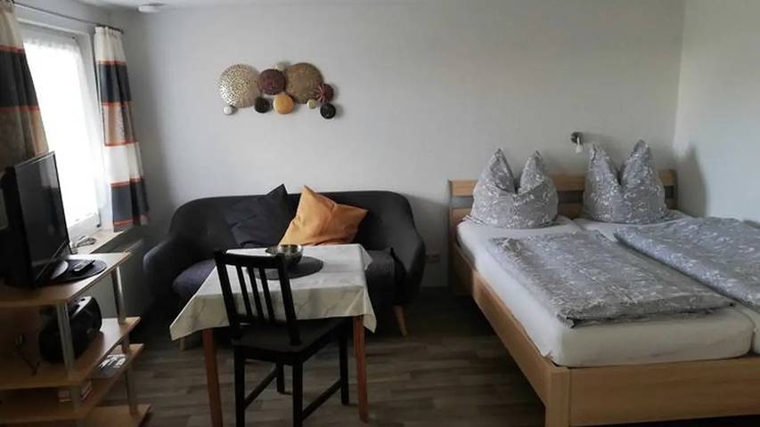 Ferienhaus für 2 Personen, mit Terrasse in Dierkow - 4