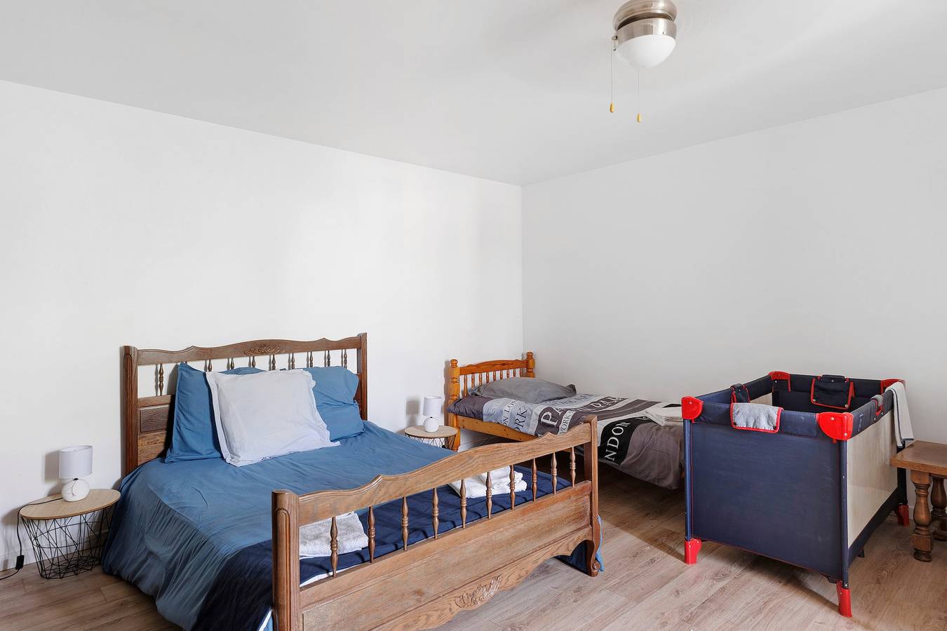 Chambre d’hôtes « Grande Chambre Avec Brunch » avec Wi-Fi in Hommes, Région de Tours