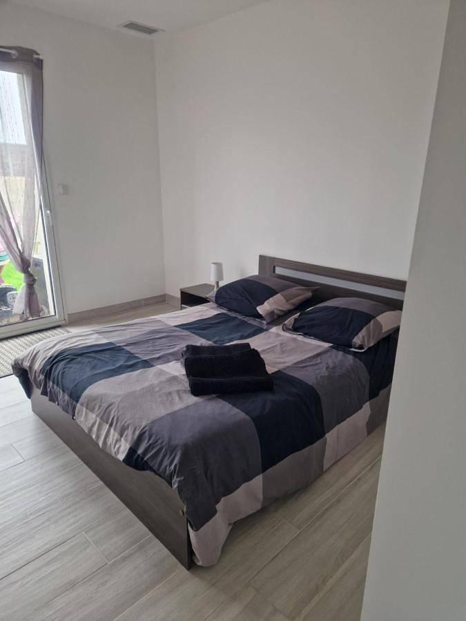 Gîte pour 2 personnes, avec terrasse et jardin à Cadaujac - 3