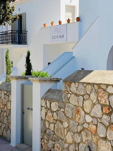 Gîte pour 2 personnes, avec balcon ainsi que jardin et vue dans Spetses