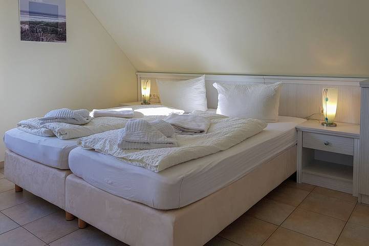 Ferienhaus für 4 Personen, mit Terrasse und Garten sowie Sauna in Korswandt - 2