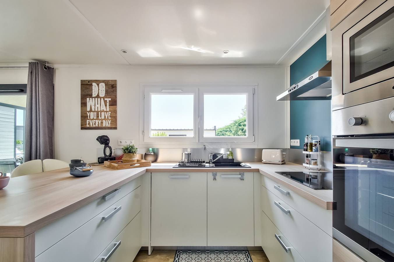 Chalet pour 8 dans résidence avec piscine chauffée in Bretignolles-sur-Mer, Vallée de la Loire