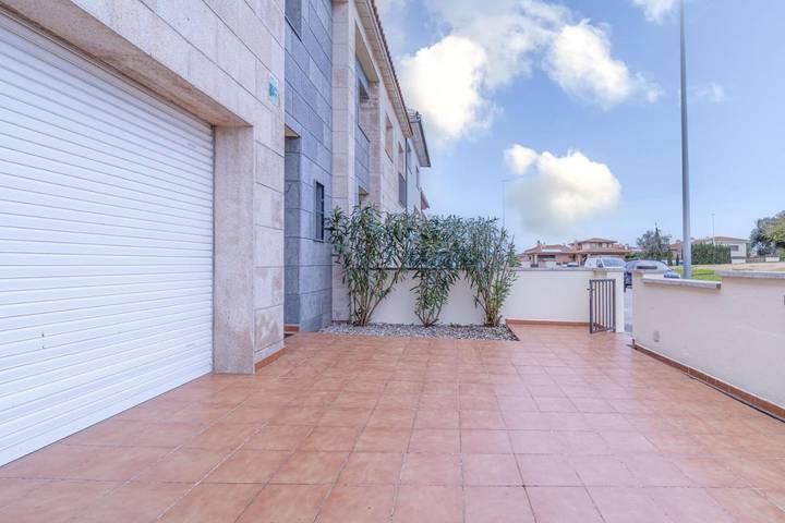 Casa rural para 8 personas, con Terraza y Jardín en Ordis - 4