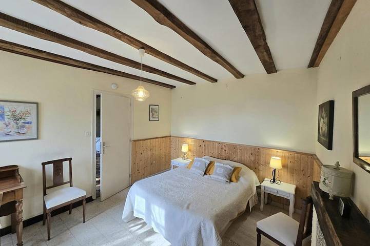 Gîte pour 5 personnes, avec Jardin à Pezuls - 4