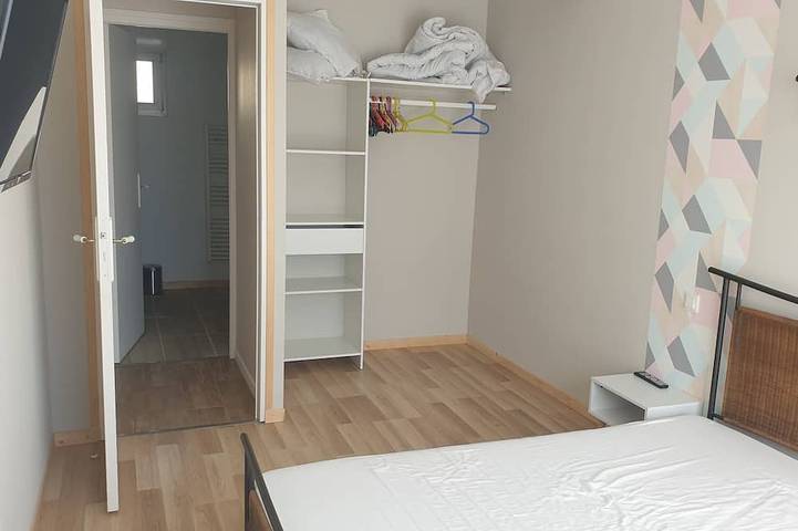 Location de vacances pour 8 personnes, avec terrasse et jardin, animaux acceptés à Montfarville - 2