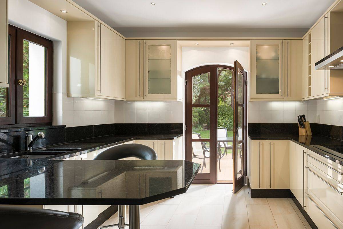 Pine Cliffs Resort - Villa Aurora in Praia da Falésia, Albufeira