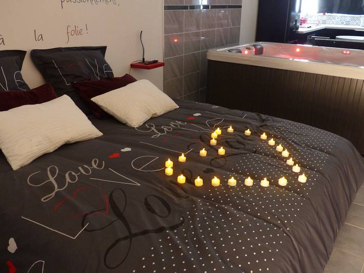Gîte pour 2 personnes, avec jacuzzi à Auterive