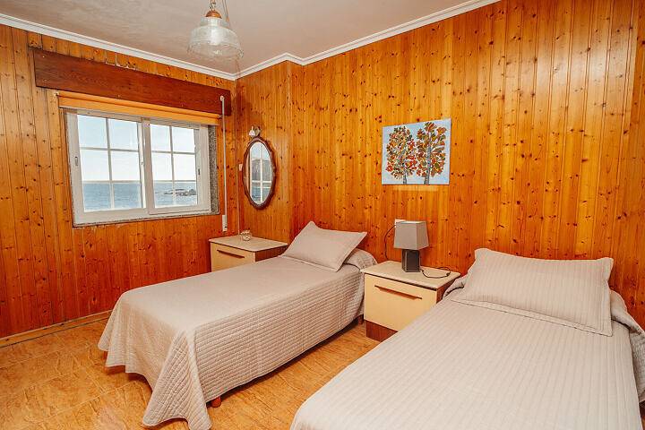 Appartement entier, Appartement de vacances pour 4 personnes avec terrasse in Louro, Muros (Galicia)