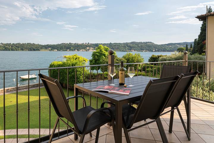 Ferienwohnung für 4 Personen, mit Balkon und Garten sowie Seeblick am Gardasee - 2