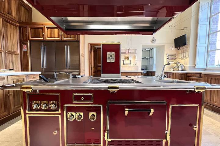 Château pour 30 personnes, avec jardin dans les Bouches-du-Rhône - 3