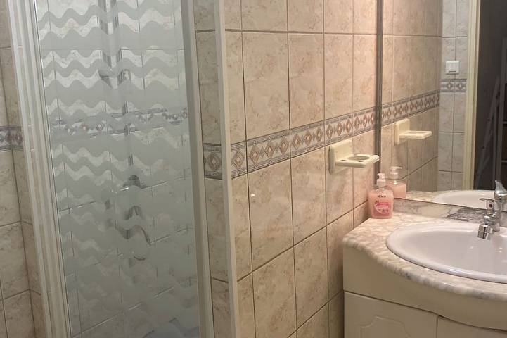 Location de vacances pour 2 personnes, avec Terrasse à Lézan - 2