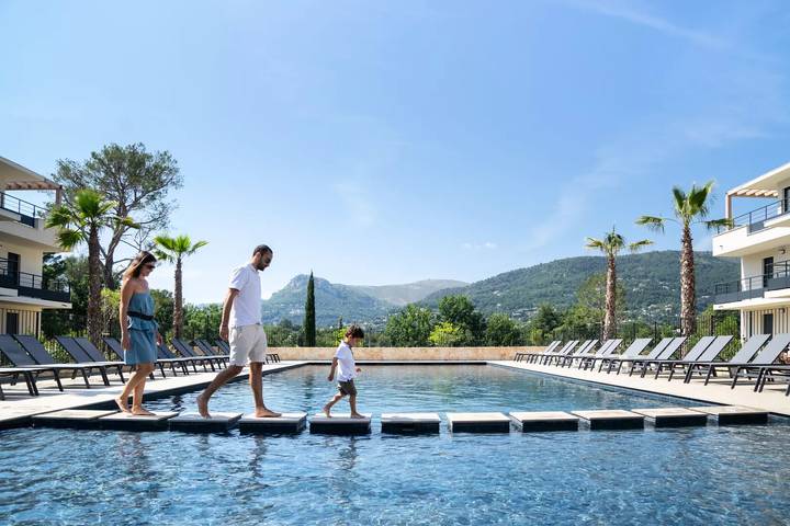 Gîte pour 4 personnes, avec piscine, animaux acceptés à Vence - 2