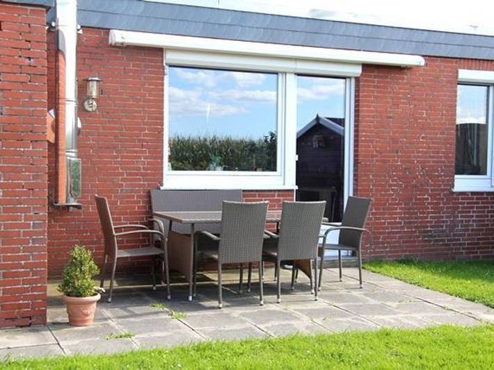 Ferienwohnung für 4 Personen, mit Terrasse und Garten, kinderfreundlich in Dornumersiel - 2