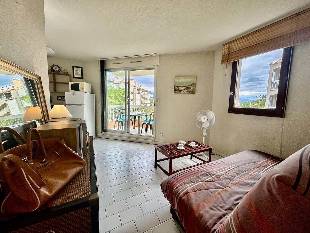Ganze Wohnung, Studio Kabine 4 Pers, Pool, Parkplatz, Strandnah, St Cyprien in Saint-Cyprien, Côte d'Améthyste