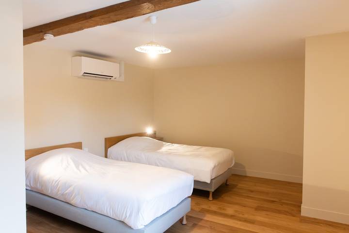 Ferienhaus 'La Colonie – Grange Arthuis' mit Terrasse, Wlan und Klimaanlage in Lavau, Loire-Tal