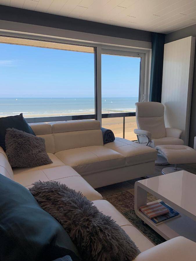Geheel appartement, Springvloed in Nieuwpoort, Belgische Kust