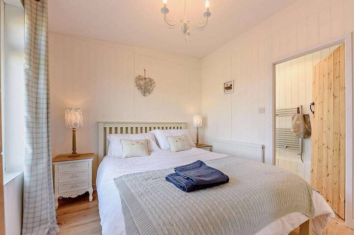4 Bed in Llansteffan (oc-e27710) in Carmarthenshire