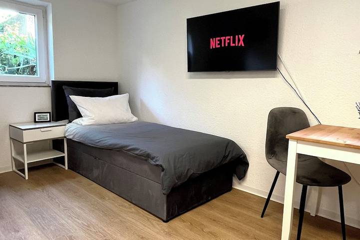 Appartamento intero, 05 Central & quiet with SmartTV in Fellbach, Rems-Murr-Kreis