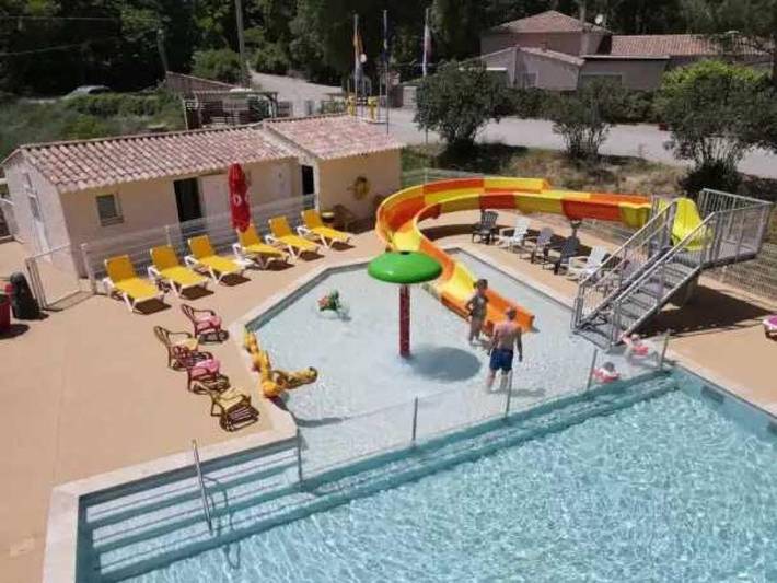 Location de vacances pour 5 personnes, avec Terrasse ainsi que Bassin pour enfant et Piscine à Saint-Maime - 3