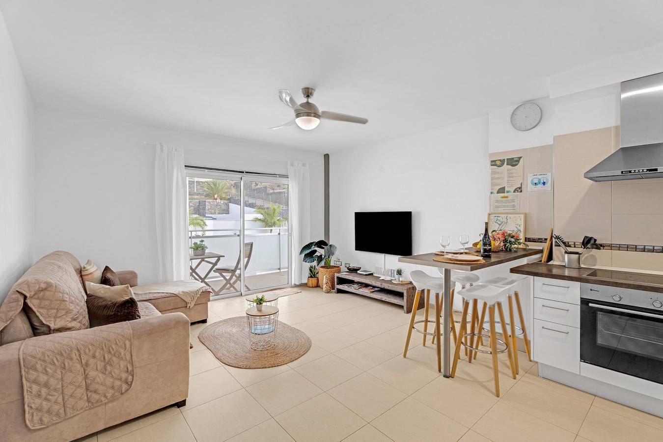 Appartement entier, Appartement de vacances « Bajamar En Armonía » avec vue sur la montagne et Wi-Fi in Bajamar, San Cristóbal de La Laguna