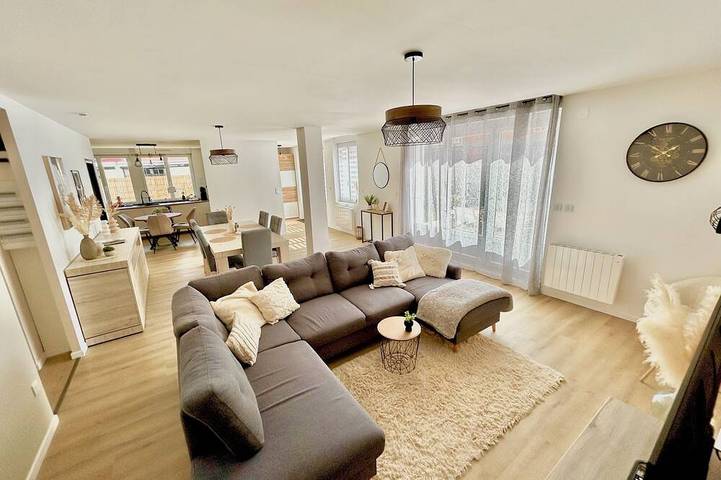 Location de vacances pour 4 personnes, avec Jacuzzi ainsi que Terrasse et Jardin à Dunkerque