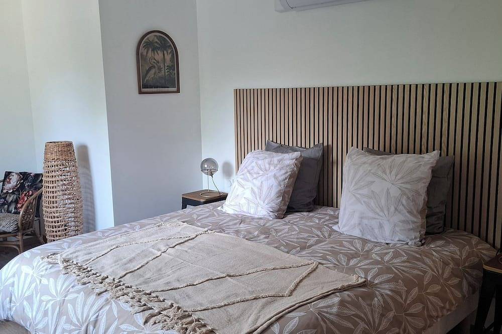 Suite 4 pers 2 bdrms 2 bathrms - Baie Mont St Michel in Le Val-Saint-Père, Mont-Saint-Michel Bay