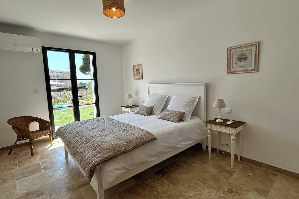 Villa prestige avec piscine privée à 200 m du village. in Vacqueyras, Vaucluse