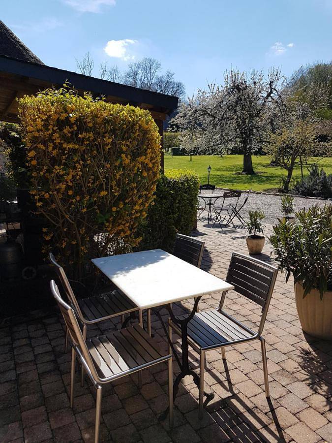 Double Room with Terrace in Pennedepie, Région de Lisieux