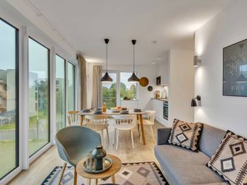 Ferienwohnung für 6 Personen, mit Balkon und Kinderpool sowie Sauna, mit Haustier in Lembruch